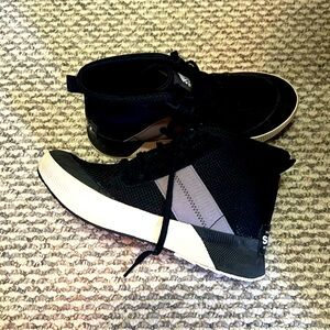 Sorrel lace up boots size 7